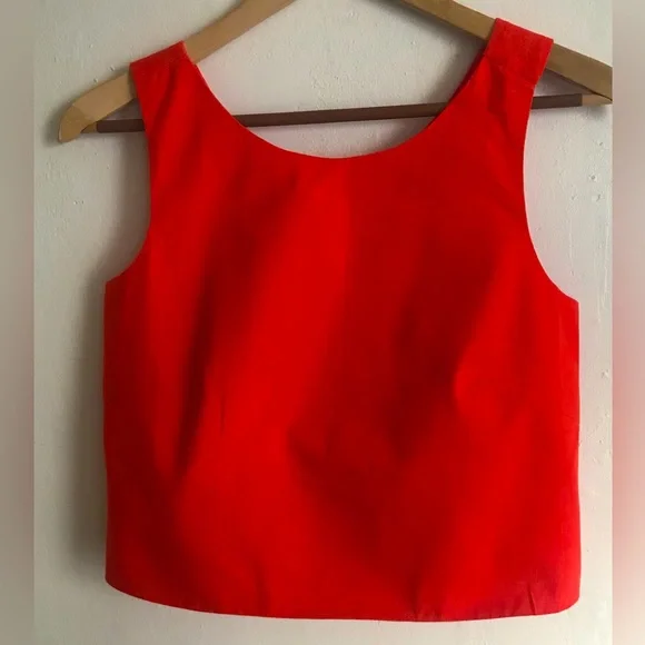 KOURT Cross Back Top - Picture 5 of 9